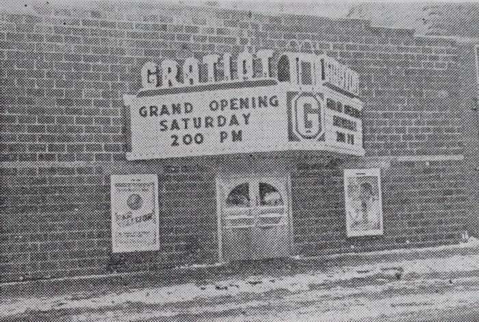 Gratiot Theatre - From Goodspeed Gratiot County Historical Blog (newer photo)